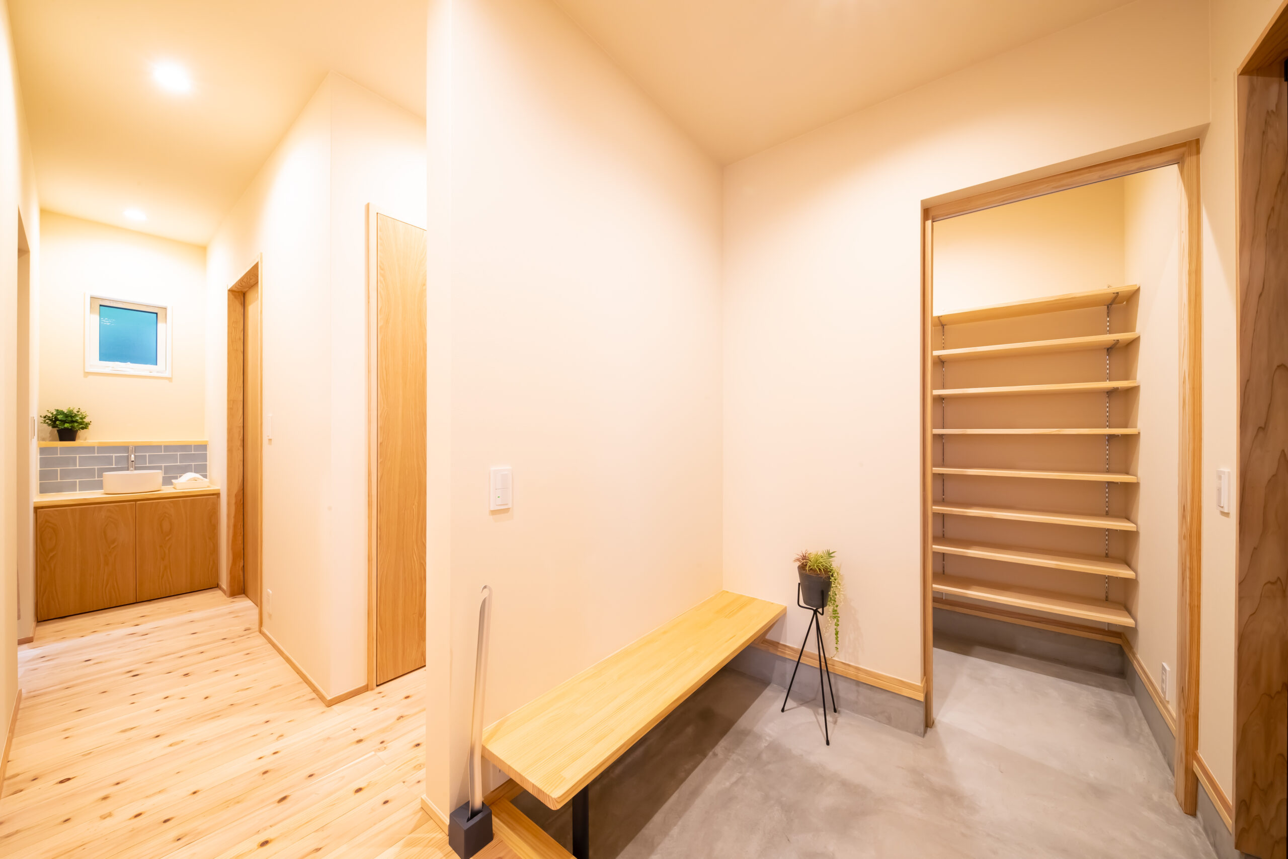 趣味と子育てを楽しむ理想の空間。 ネコと共に暮らすホームシアターがある住まい。