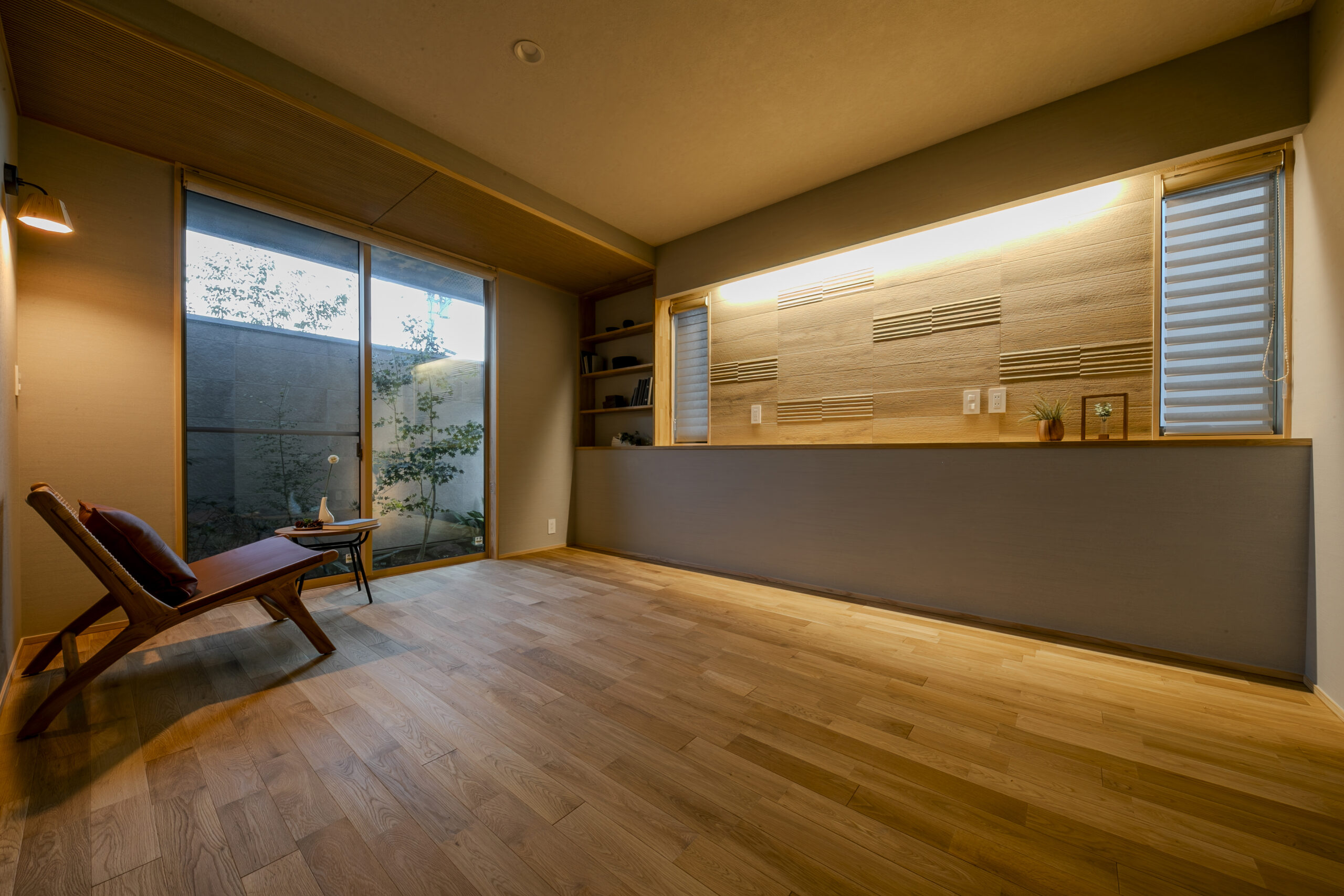 大自然を望む庭のある家